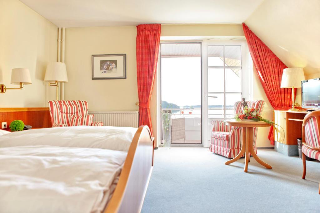 Strauers Hotel Am See Bosau 部屋 写真